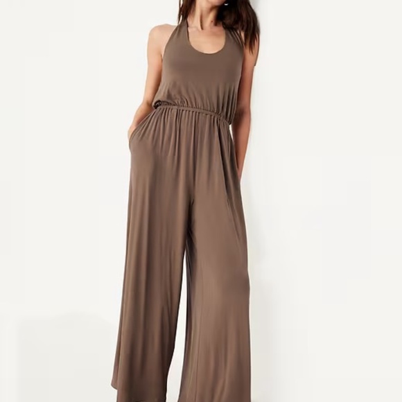 Old Navy Size 4X | Waist-Defined Halter Jumpsuit | Color New Taupe - Picture 3 of 3
